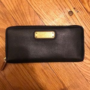 Marc Jacobs wallet